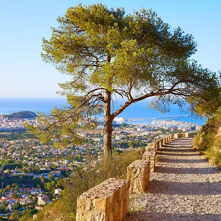 Marenia By Interhome